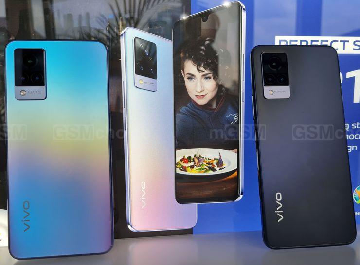 Vivo V21 Review — One For The Selfie Lovers –