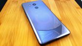 HTC U11+