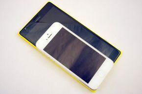 Comparaison des tailles : Lumia et iPhone 5